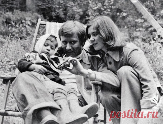 Андрей Миронов, Лариса Голубкина и Маша  Голубуина
