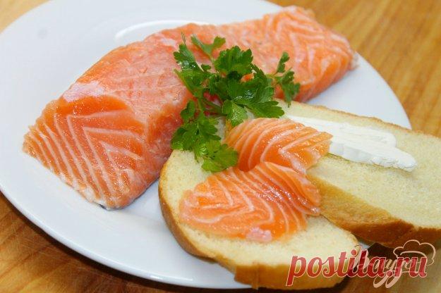 Засолка семги с кинзой и базиликом 
ihajse(4.47)
Засолка семги с кинзой и базиликом. Хочу поделиться с вами рецептом приготовления слабосоленой семги с легкими нотками базилика, кинзы и лимона. Очень вкусно.
Ингредиенты -Семга250 гр. С…