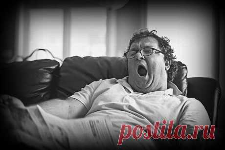 Дайте мне средство от лени
А ещё от пищевого идиотизма! А можно я буду лежать на диване, нацеплю на себя какой-нибудь чудо пояс, и он будет качать кубики пресса? А можно похудеть на 10 кг за неделю, без спорта и диет? А можно есть всё подряд, и при этом не болеть, не толстеть? А можно я ничего не буду делать, […]
Читай пост далее на сайте. Жми ⏫ссылку выше