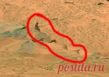 Загадка фото марсианки: НАСА упорно не хочет комментировать снятую на Марсе человеческую фигуру