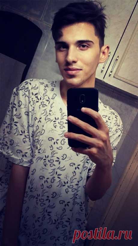 Slava Volk Певец