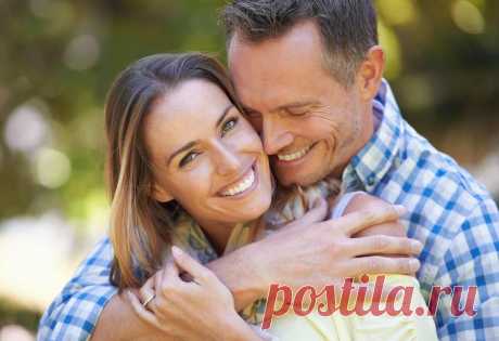 Олег Гонтарев &quot;НИЧТО В МИРЕ, КРОМЕ ТЕБЯ...&quot; (из давнего) | Поэтический канал &quot;БЛИЖЕ, БЛИЖЕ&quot; | Яндекс Дзен