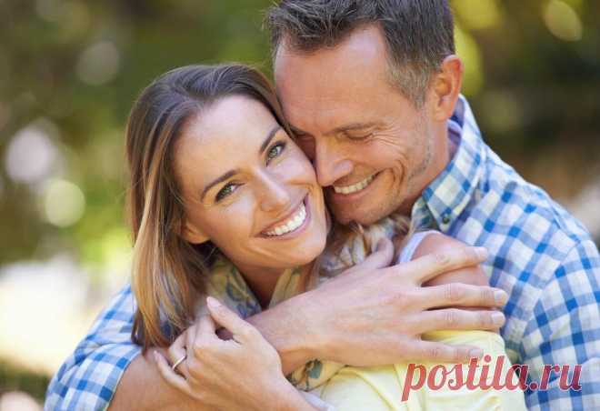 Олег Гонтарев "НИЧТО В МИРЕ, КРОМЕ ТЕБЯ..." (из давнего) | Поэтический канал "БЛИЖЕ, БЛИЖЕ" | Яндекс Дзен