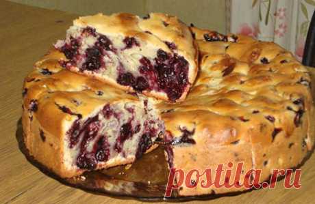 Пирог с черной смородиной Raznocole.ru