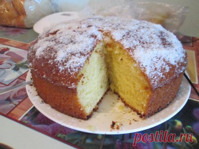 Многие не слышали про такой рецепт, но он прост. Манник на кефире с глазурью | ЕДКО | Пульс Mail.ru Глазурь придает ему изысканный вкус. Сверху на глазурь я посыпала кокосовую стружку, можно ничем не посыпать. Вариантов украшения много –...