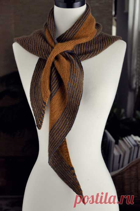 Ravelry: Scalene pattern by Carina Spencer