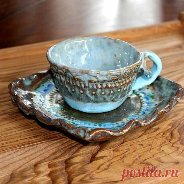 «Кофейная пара. Форма Люсьены Агаповой. Глазурь Марии Агаповой  @gingerfoxceramics #керамика#красотавинтерьере#настол#кофейнаяпара#дизайнерскаяпосуда#керамикадлядома#авторскаякерамика#глазури#керамикаспб#керамикаистекло#керамикапитер#ceramics#ceramicart#handmadetableware#tableware#instapottery#clayware#instaceramics#gingerfoxceramics#посудаизглины#crockery» — карточка пользователя Ольга З. в Яндекс.Избранном