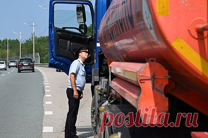 В ГАИ высказались об ужесточении контроля за остановкой авто в России
