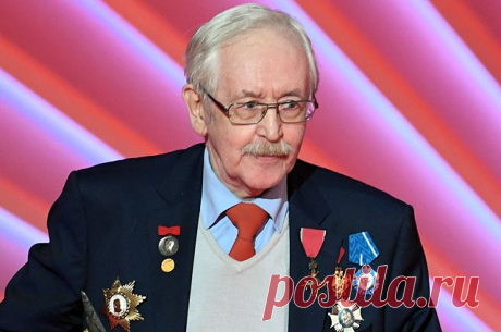 Василий Ливанов: не надо тыкать пальцем в молодёжь Знаменитый актер - об определяющей черте русского народа, санкциях, сыновьях и отце.