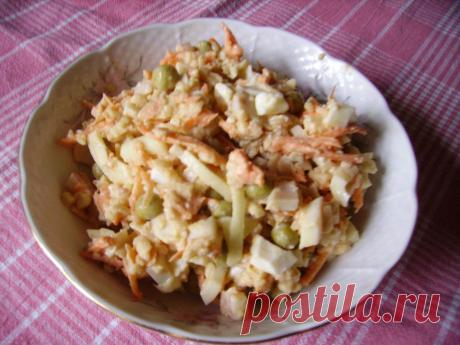 Праздничный салат с кальмарами