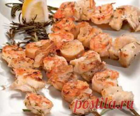 Шашлык из рыбы с креветками