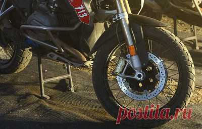 В ралли "Баха Астрахань - 2025" победили 13 гонщиков. Среди них были экипажи из Кургана, Москвы, Астрахани, Калуги и Санкт-Петербурга