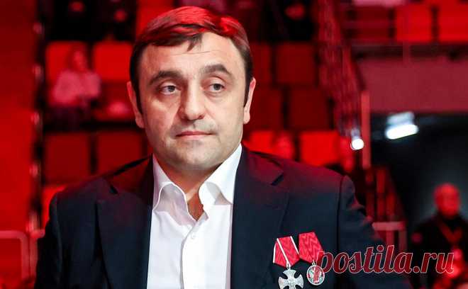 В ФСБ заявили, что основателя батальона «Арбат» убил смертник. Теракт в ЖК «Алые паруса» в Москве, в результате которого погиб глава добровольческого батальона «Арбат» Армен Саркисян, совершил смертник, сообщили «РИА Новости» в ФСБ России.