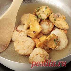 Жареные гребешки под соусом бер-блан - BestCook