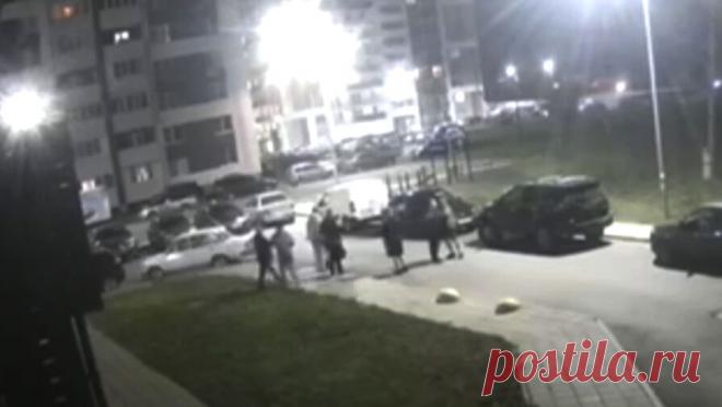 В Пензе произошла драка с участием зампредседателя городской думы. В Пензе напали на заместителя председателя городской думы Олега Шаляпина. Об этом сообщает Penzainform.ru. Инцидент произошел 18 сентября, но известно об этом стало только сейчас. Вместе с другими представителями власти, чиновник отдыхал ...