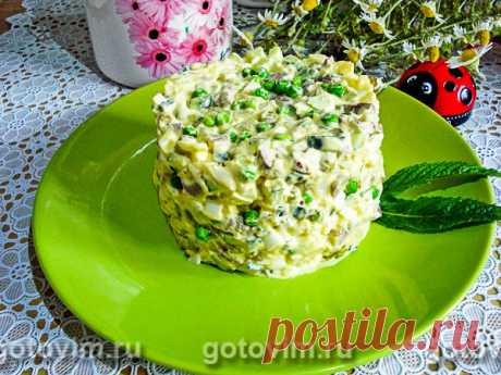 Салат «Оливье» из куриных сердечек и молодых овощей. Рецепт с фото В этом варианте салат «Оливье» приобретает совершенно иной вкус. Его готовят из молодых свежих овощей и раннего зеленого горошка. Мясо или колбасу заменяем куриными сердечками. По желанию салат можно заправить домашним майонезом.