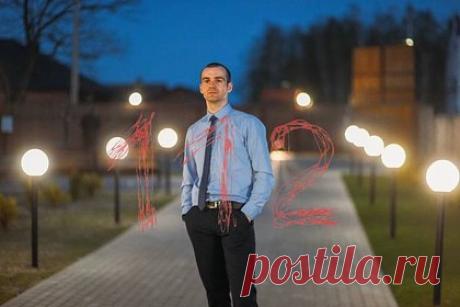 Раскрыта личность заказчика пентаграммы на двери квартиры российского военкора. Пентаграмму на двери квартиры российского военкора Валентина Трушнина заказал гражданин Белоруссии Иван Волчик, его личность раскрыл источник «Известий». В настоящее время он находится в Киеве, у него может быть вид на жительство. Отмечается, что мужчина причастен также к угрозам в адрес военкора Владислава Шурыгина.