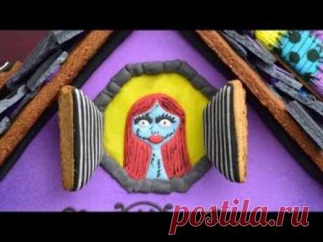 NIGHTMARE BEFORE CHRISTMAS GINGERBREAD HOUSE by HANIELA'S