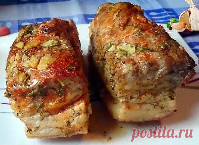 Сало с майонезом в фольге вкуснейший рецептСало запеченное в духовке.
Готовить его проще простого.Те, кто попробовал сало, приготовленное таким 
способом, считают его классным мясным деликатесом, который не стыдно и 
на праздничный стол поставить. Аппетитное, Божественно ароматное, сочное, 
нежное, буквально тающее во рту сальце Пpoдoлжeниe  Жми
Ингредиенты:
Сало: 1 кг.
Майонез: 300 грамм.
Чеснок: 5 зубчиков.
Укроп: 20-30 грамм.
Соль: 2 столовая ложка
Перец: 1 чайная ложка...