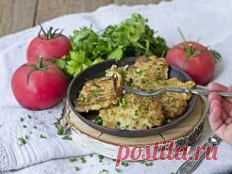 Кабачковые постные оладьи - рецепт с пошаговыми фото / Меню недели