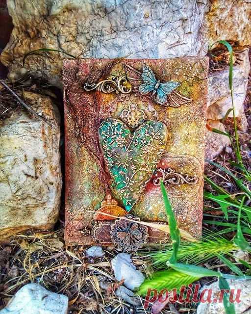 Klair. V. Mixed Media Artist!: 2018