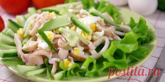 14 простых и очень вкусных салатов с кальмарами