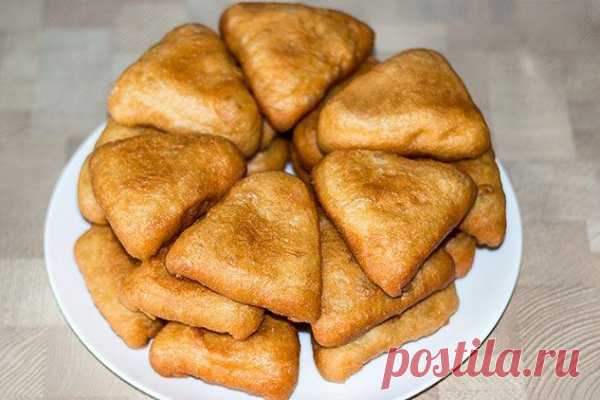 Жареные пирожки с картошкой, луком и грибами 

Настоящая «бабушкина» выпечка. Порадуйте себя и своих близких теплом домашнего очага. 

Ингредиенты: 
Показать полностью…