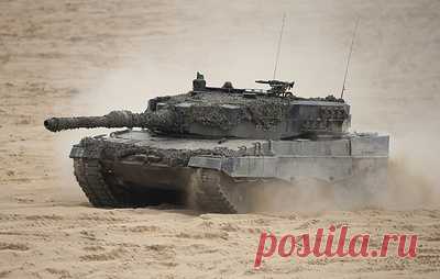 В Германии подтвердили получение запроса Польши на реэкспорт танков Leopard 2 Киеву. В кабмине ФРГ отметили, что "заявки рассматриваются с надлежащей срочностью в соответствии с устоявшимися процедурами"