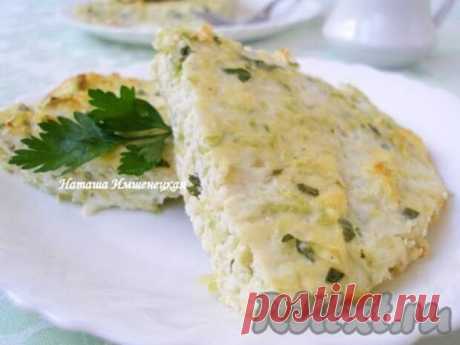 Легкую кабачковую запеканку с сыром можно приготовить на ужин или на завтрак. Запеканка имеет приятный вкус и нежную консистенцию. Запеканку из кабачков следует подавать со сметаной, она хороша как в горячем, так и в холодном виде.Для приготовления кабачковой запеканки с сыром понадобится: 2 - 28 июня - 43088717320 - Медиаплатформа МирТесен