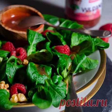 #Полезные_рецепты для похудения для диабетиков. #Меню на Среду
- #Завтрак. #Мюсли с клубникой
- #Обед. #Паста «Примавера» со свиным филе
- #Ужин. #Салат со шпинатом и чечевицей