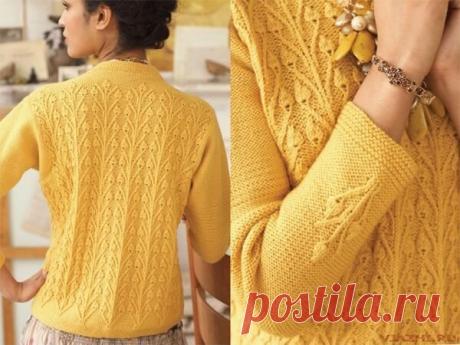 Желтый пуловер с узором «Бутоны»