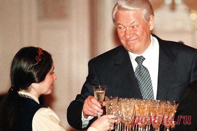 Как пил Ельцин, будучи секретарем обкома КПСС Борис Николаевич Ельцин, со дня смерти которого прошло уже более 13 лет, несомненно знаковая фигура для старой новой страны, с гордым названием Россия. Приложив максимум усилий для того, чтобы, словно