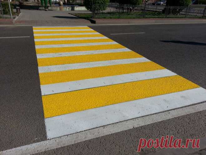 Новые, яркие пешеходные переходы