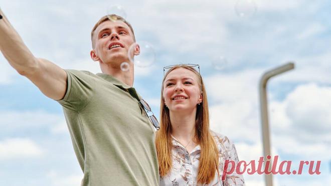 В компьютерной игре добавили отсылку на участника программы "Время героев". Игроки Tarkov обнаружили отсылку на героя специальной военной операции с позывным "Струна". Об этом сообщает Telegram-канал "Бладсикер 2.0". "С введением нового патча в игру был добавлен красный рюкзак, и геймеры ...