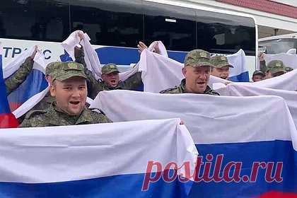 Самолет с возвращенными из плена российскими военными приземлился в Подмосковье