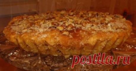 Не какая-то «бабушкина выпечка», а пирог, который подают в модных ресторанах Пеку второй раз за неделю, очень вкусно.