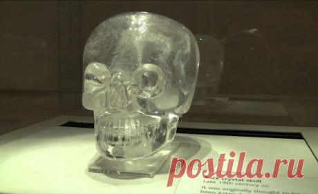 Как и почему хрустальные черепа выходят на контакт с людьми. Чем это опасно и можно ли считать артефакты проклятыми? | Записки Освальдо Просперо | Яндекс Дзен