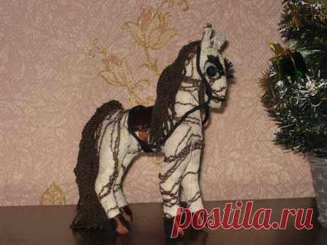 Новогодние лошадки