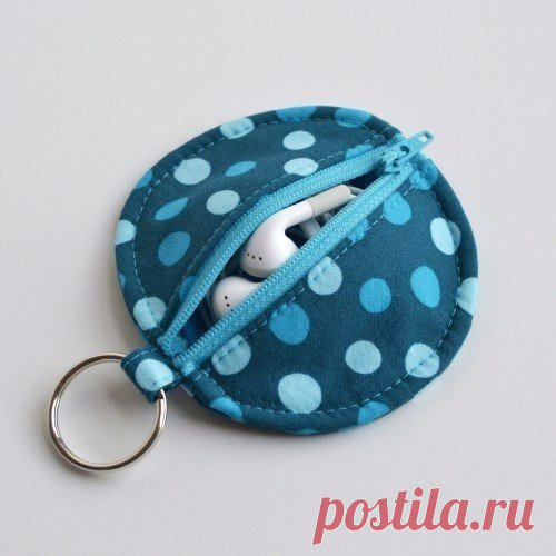 Футляр для наушников