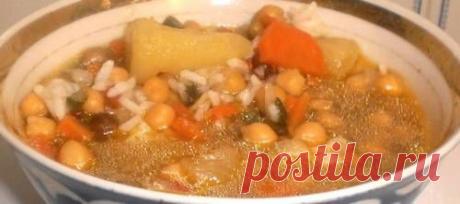 Суп-шурпа постный с нутом и рисом / Простые рецепты