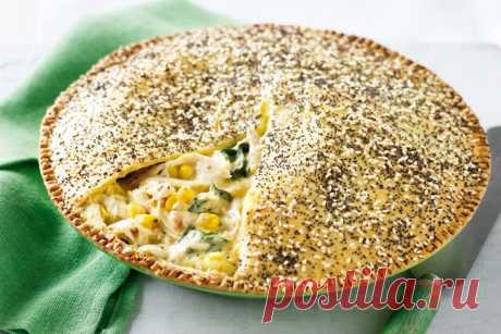 Creamy chicken, corn & mustard pie
