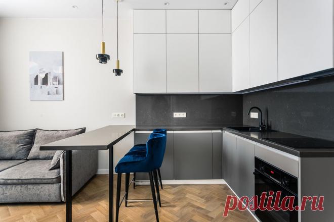 КУХНЯ С МАТОВЫМИ ФАСАДАМИ. ГАРДЕРОБНЫЕ, СПАЛЬНЯ И ПРИХОЖАЯ.
