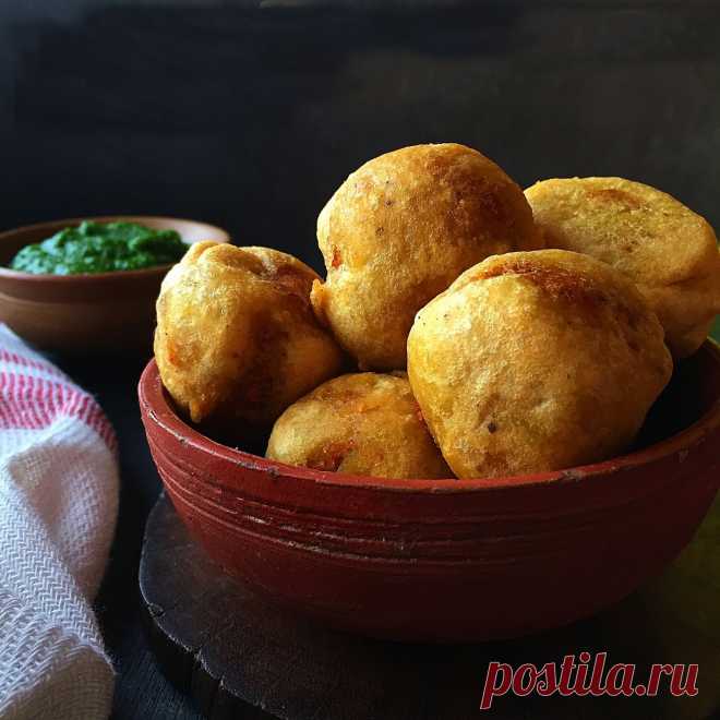 Алу Дал Пакора - Пакоры (Pakoras) - популярные закуски для чая в Индии. В Южной Индии они называются 