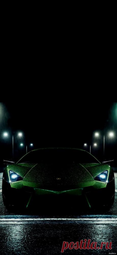 Скачать обои на смартфон  машина ламборгини.