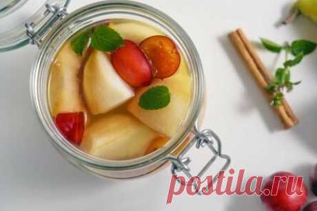 Компот с яблоками, грушами и сливами на зиму