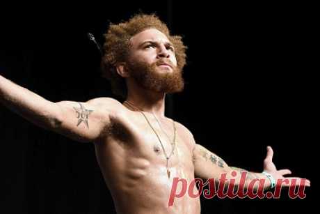 UFC избавился от избившего подругу бойца. Абсолютный бойцовский чемпионат (UFC) расторг контракт с американцем Луизом Пеньей после того, как спортсмена задержали за избиение своей подруги. «В UFC убеждены, что мистер Пенья должен решить проблемы, вставшие перед ним и в легальном поле, и в области душевного здоровья», — говорится в заявлении организации.