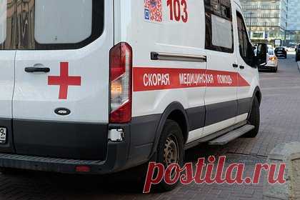 В Москве совершила самоубийство безответно влюбленная восьмиклассница. В Москве совершила самоубийство восьмиклассница, которая была безответно влюблена в знакомую девушку. Тело 14-летней школьницы нашли под окнами ее квартиры в Ново-Переделкине в ночь на 10 мая. От полученных травм девочка скончалась на месте. Предсмертную записку восьмиклассница не оставила.