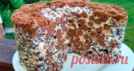 Этот торт придумал гений. Попробовала в гостях, буду готовить на свой день рожденья Это фантастически простой в исполнении, но потрясающе вкусный тортик без выпечки. Попробовала его недавно в гостях и сразу решила — теперь это мой любимый торт (а раньше были «Графские развалины»)! фото из открытого источника Я, конечно, умею печь бисквиты и песочные коржи для тортов. Но уже столько напеклась за всю жизнь, что хочется без лишних […]