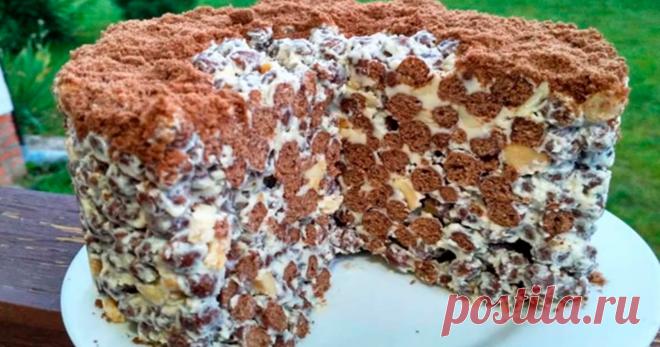 Этот торт придумал гений. Попробовала в гостях, буду готовить на свой день рожденья Это фантастически простой в исполнении, но потрясающе вкусный тортик без выпечки. Попробовала его недавно в гостях и сразу решила — теперь это мой любимый торт (а раньше были «Графские развалины»)! фото из открытого источника Я, конечно, умею печь бисквиты и песочные коржи для тортов. Но уже столько напеклась за всю жизнь, что хочется без лишних […]