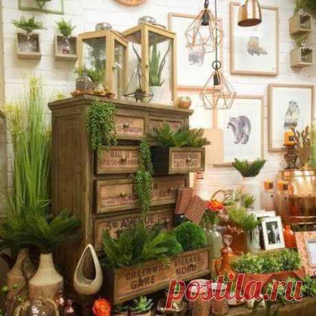 (1) Birdies Antiques - Home